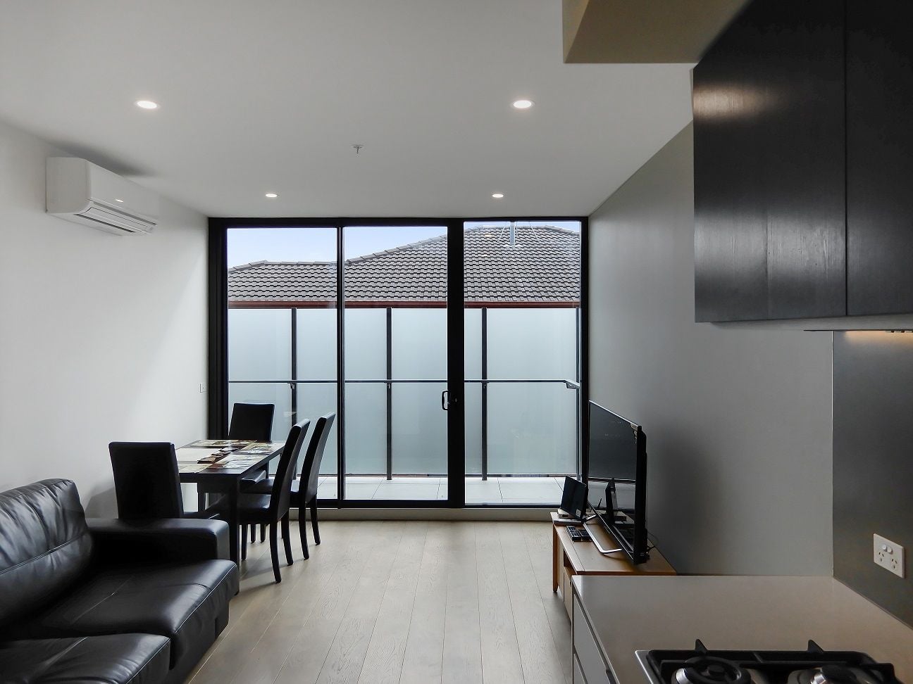 MODERN LIVING AND SEMI FURNISHED