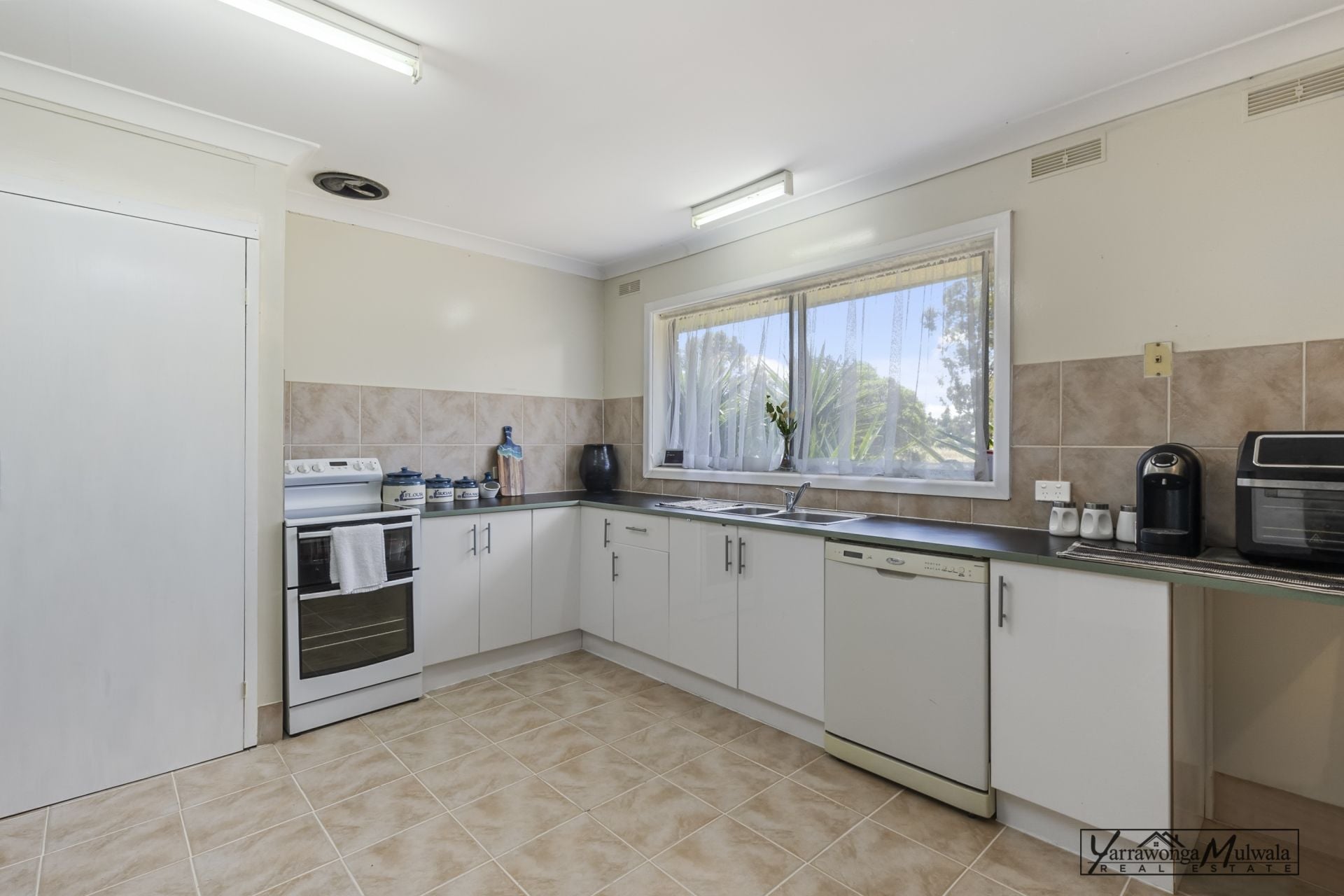 27 Brears Road Yarrawonga VIC, Yarrawonga - Thumbnail 6