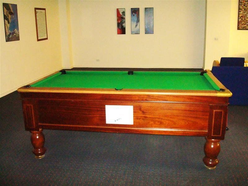 2 Bedroom Apartment in College Square