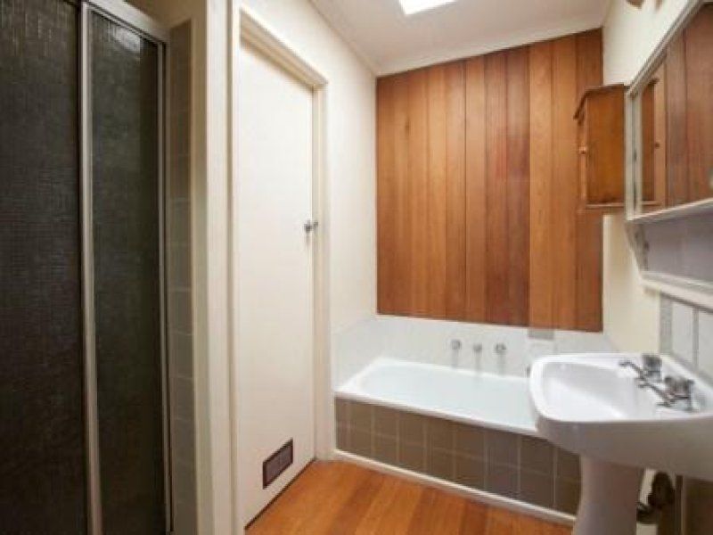 126 Grieve Parade, Altona - Thumbnail 8