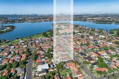 SOLID DOUBLE BRICK RESIDENCE WITH WIDE FRONTAGE 15.3M