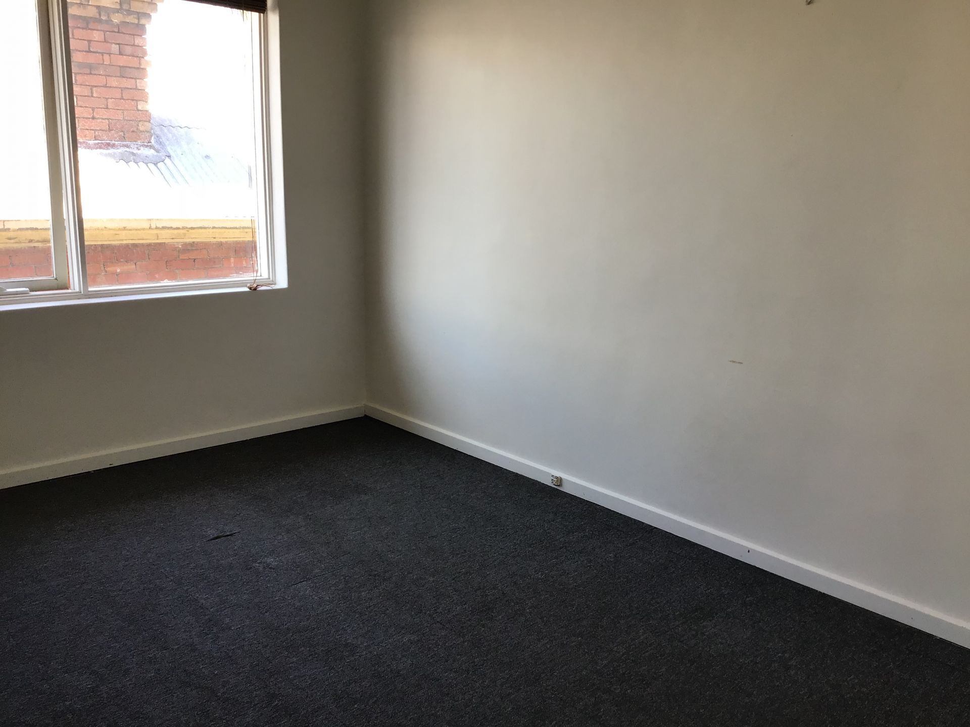 Bright & Conveniently Located on the 1st Floor