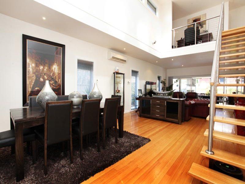 4 Stradbroke Gardens, Caroline Springs - Thumbnail 7