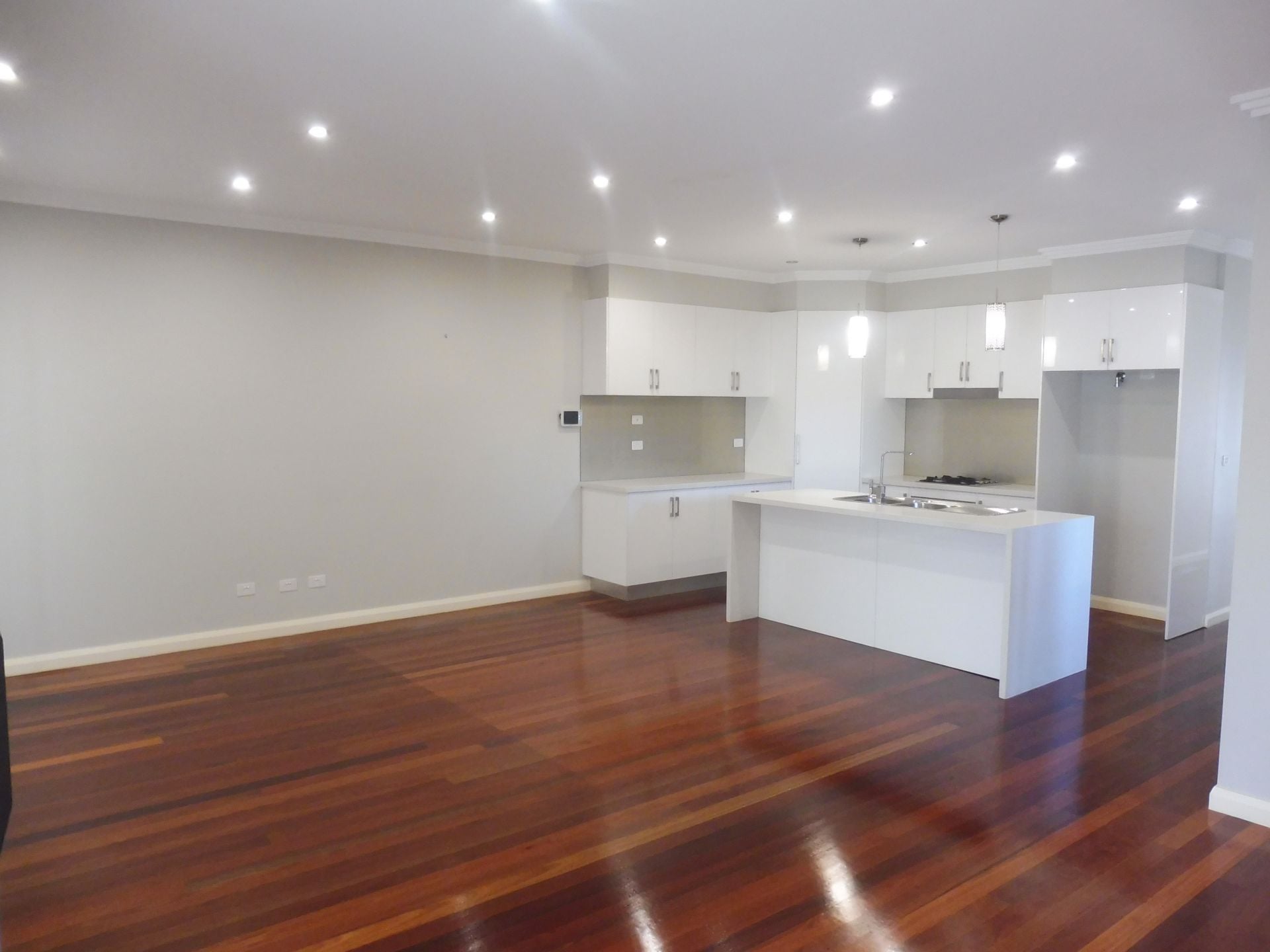 BUILDERS OWN TOWNHOUSE