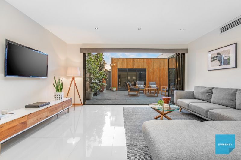 160 The Esplanade, Caroline Springs - Thumbnail 8