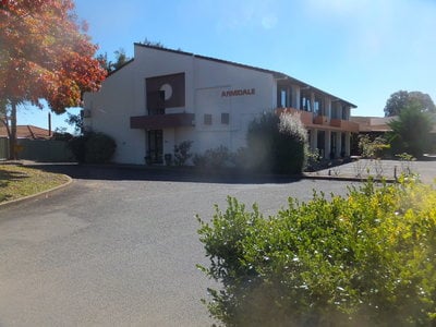 PASSIVE INVESTMENT MOTEL ARMIDALE  NSW, Fr. $2.95m.