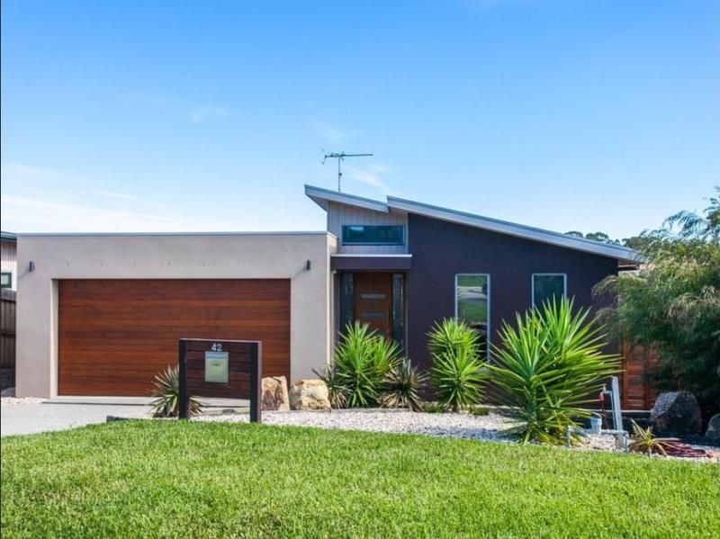 42 Danawa Drive, Torquay VIC 3228