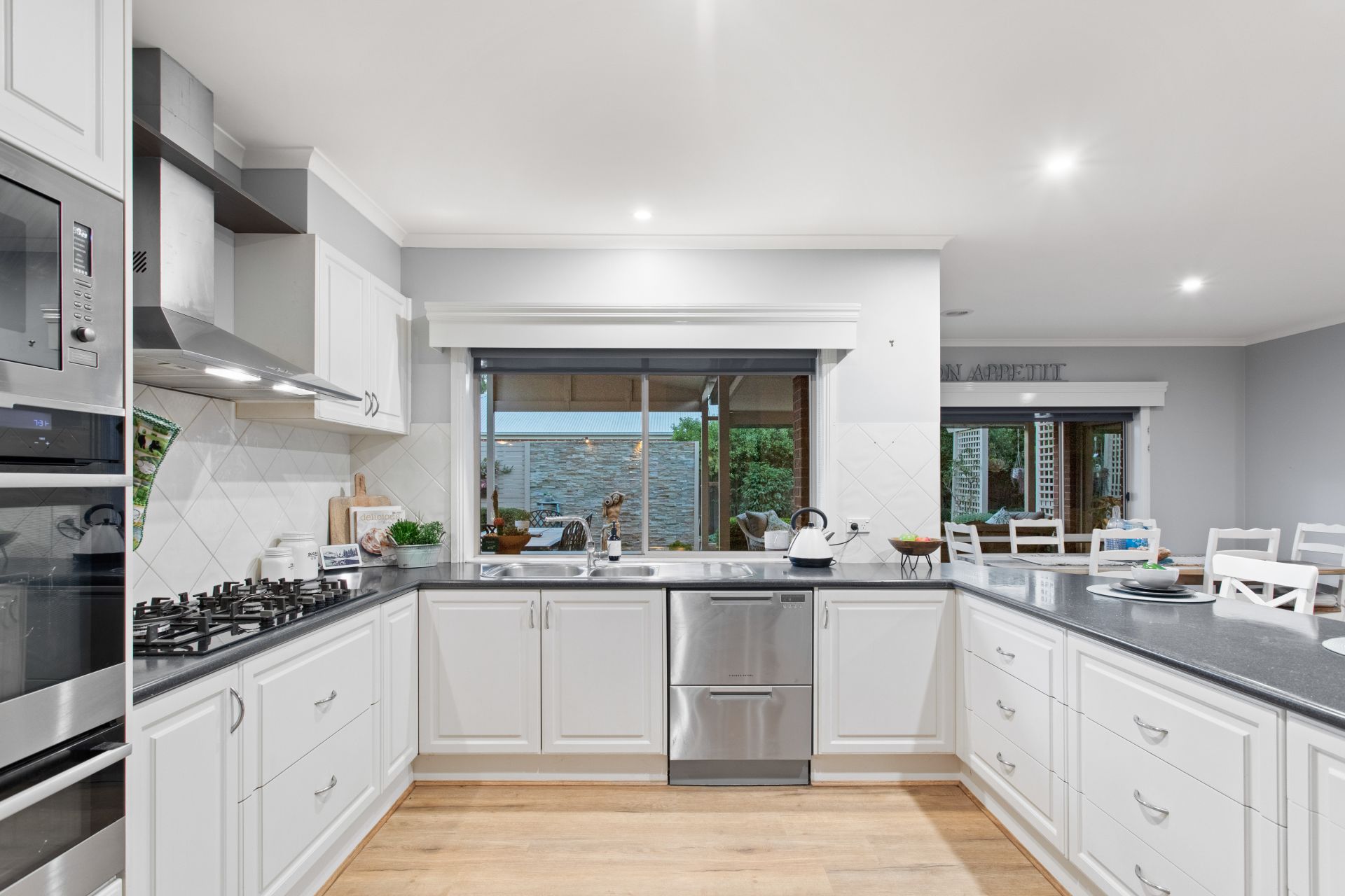 25 Flame Robin Drive, Langwarrin OBrien Real Estate