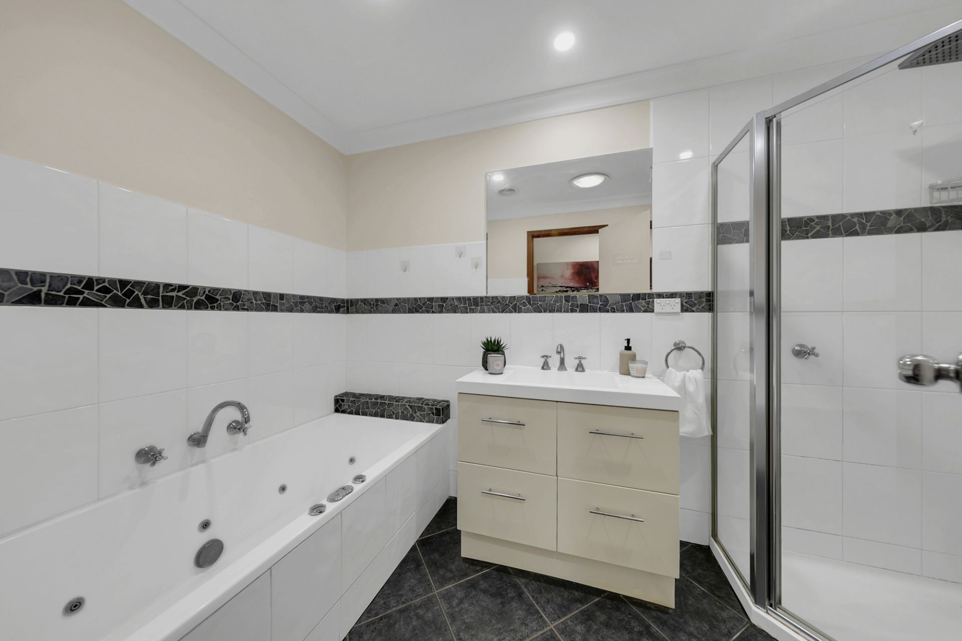 A Taste Of Bundoora Living, But Without The Price Tag!