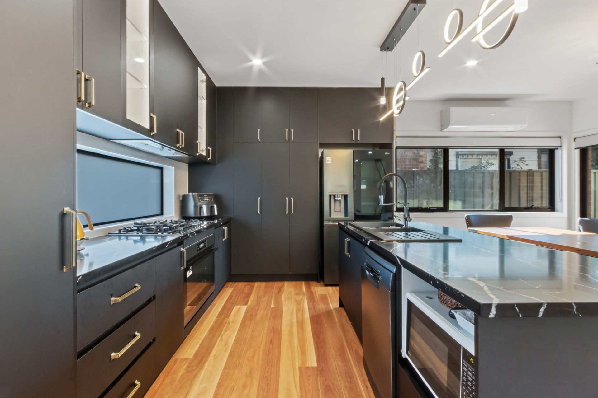A Perfect Blend of Space and Convenience