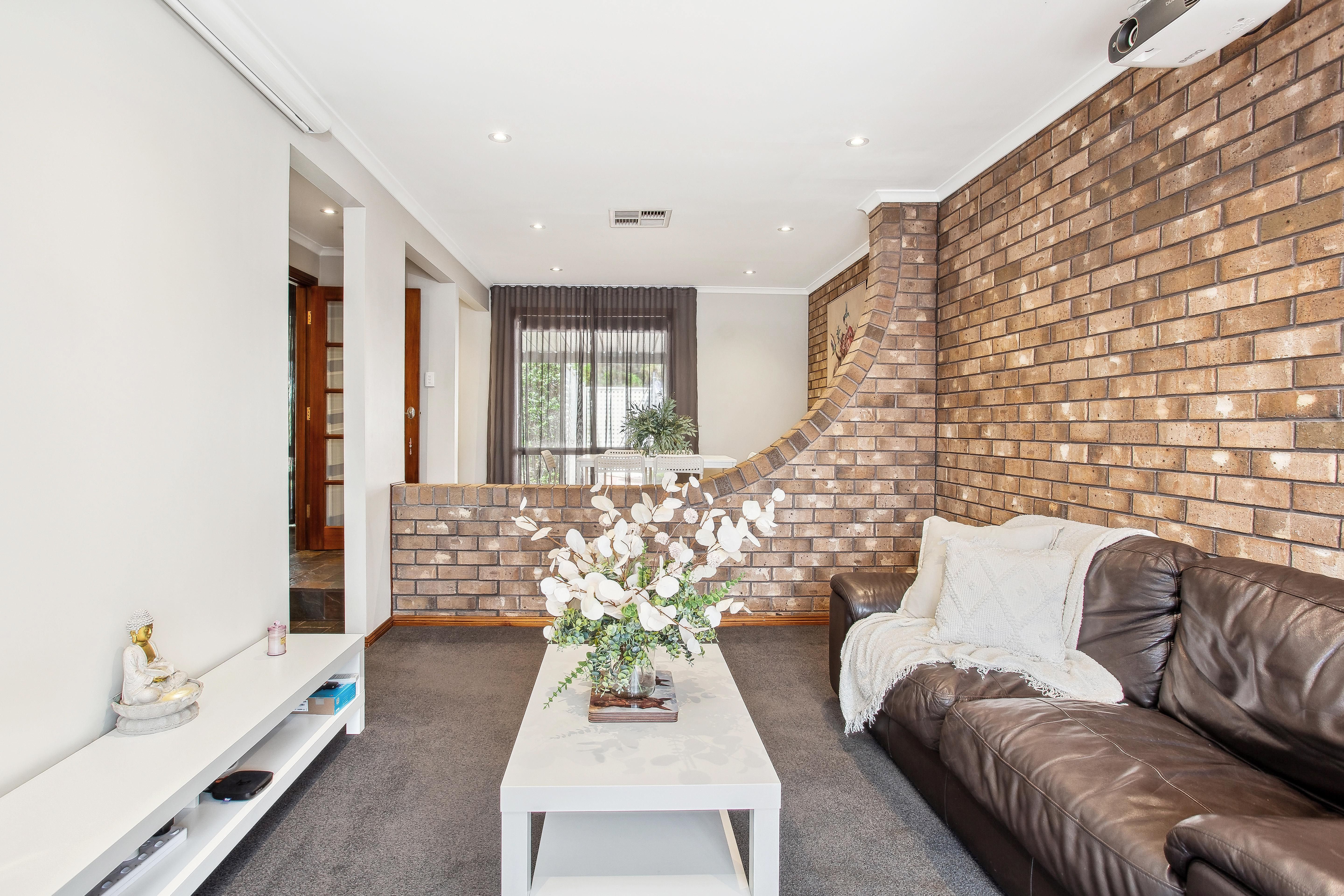 19 Wanbi Court Craigmore 5114