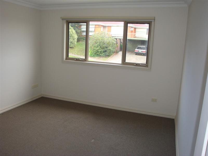 'As New' Townhouse!