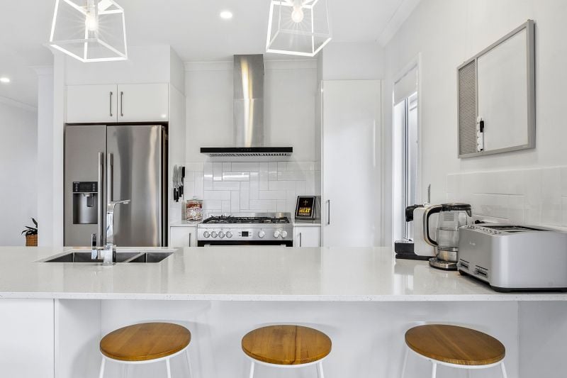 10 Angelou Court, Baringa