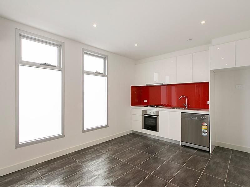 202/490 Dandenong Road, Caulfield North - Thumbnail 3