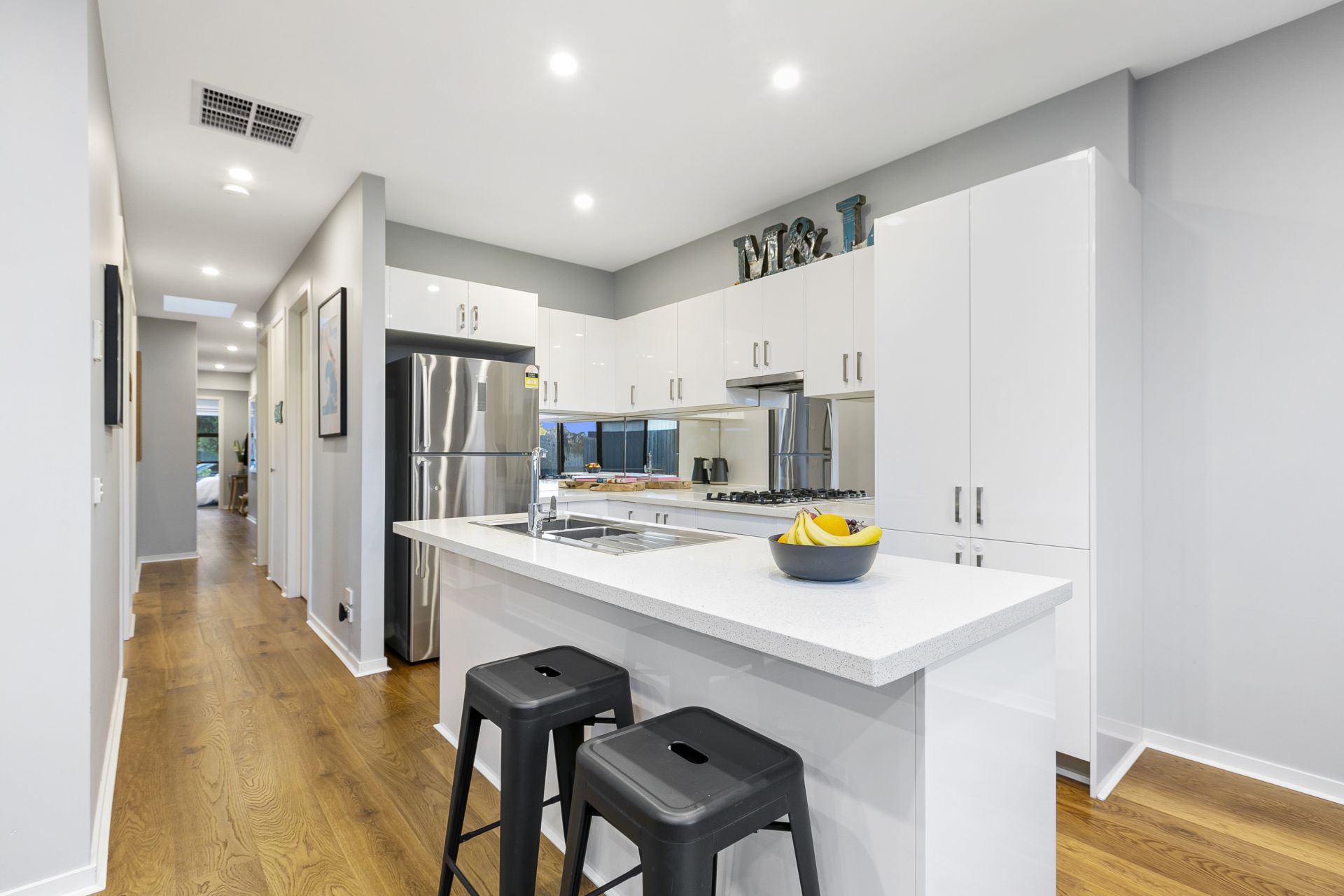 14 Charles Road, Altona - Thumbnail 2