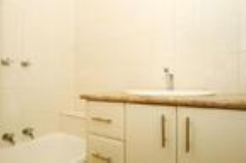 $280 - $300 LOOKING FOR A GREAT TENANT