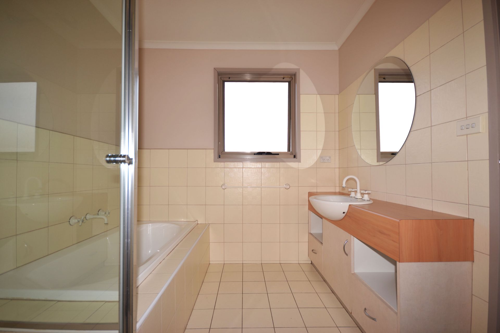 THREE BEDROOM THREE FLOORS