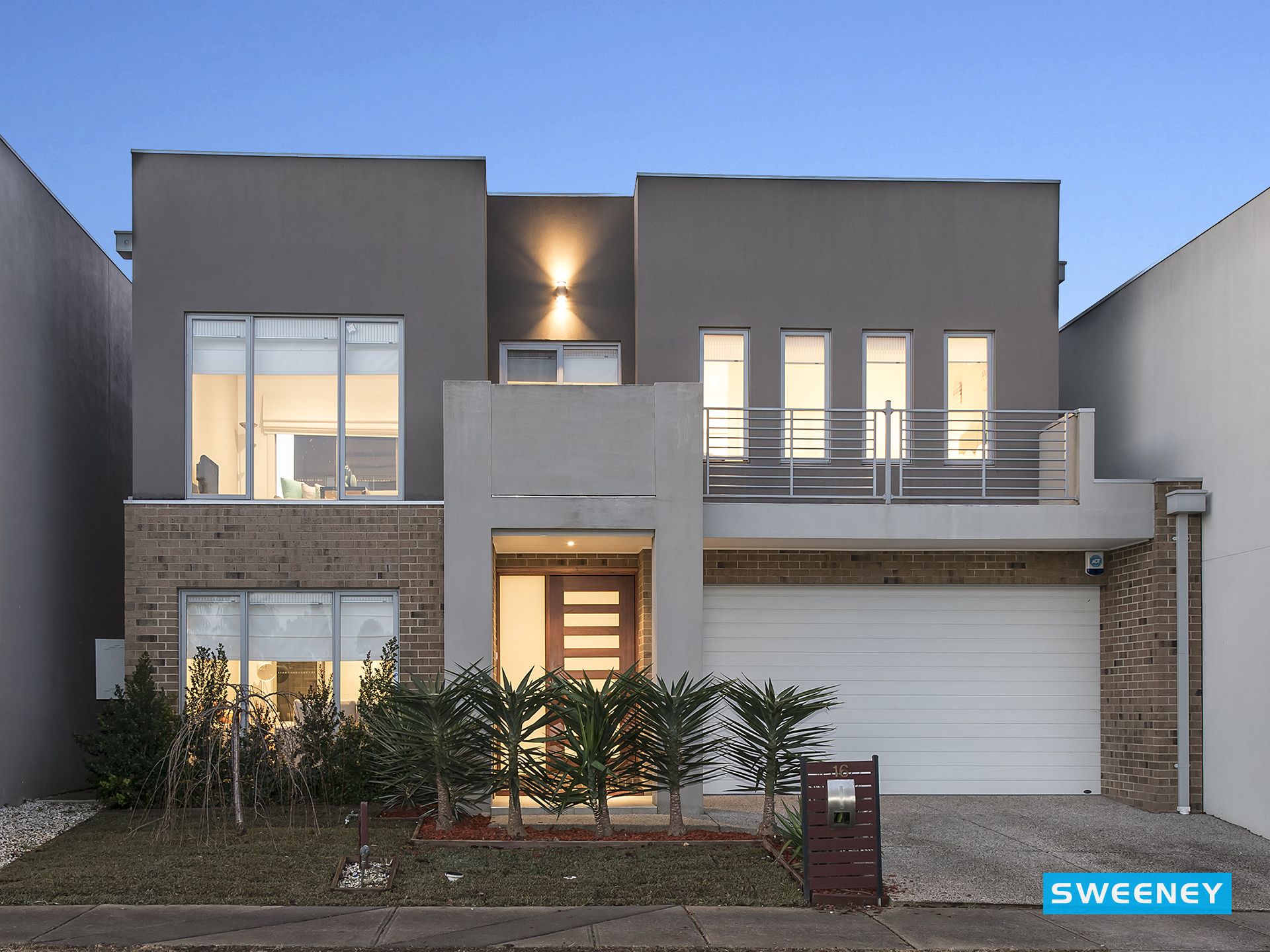16 Jolimont Street, Caroline Springs - Thumbnail 2