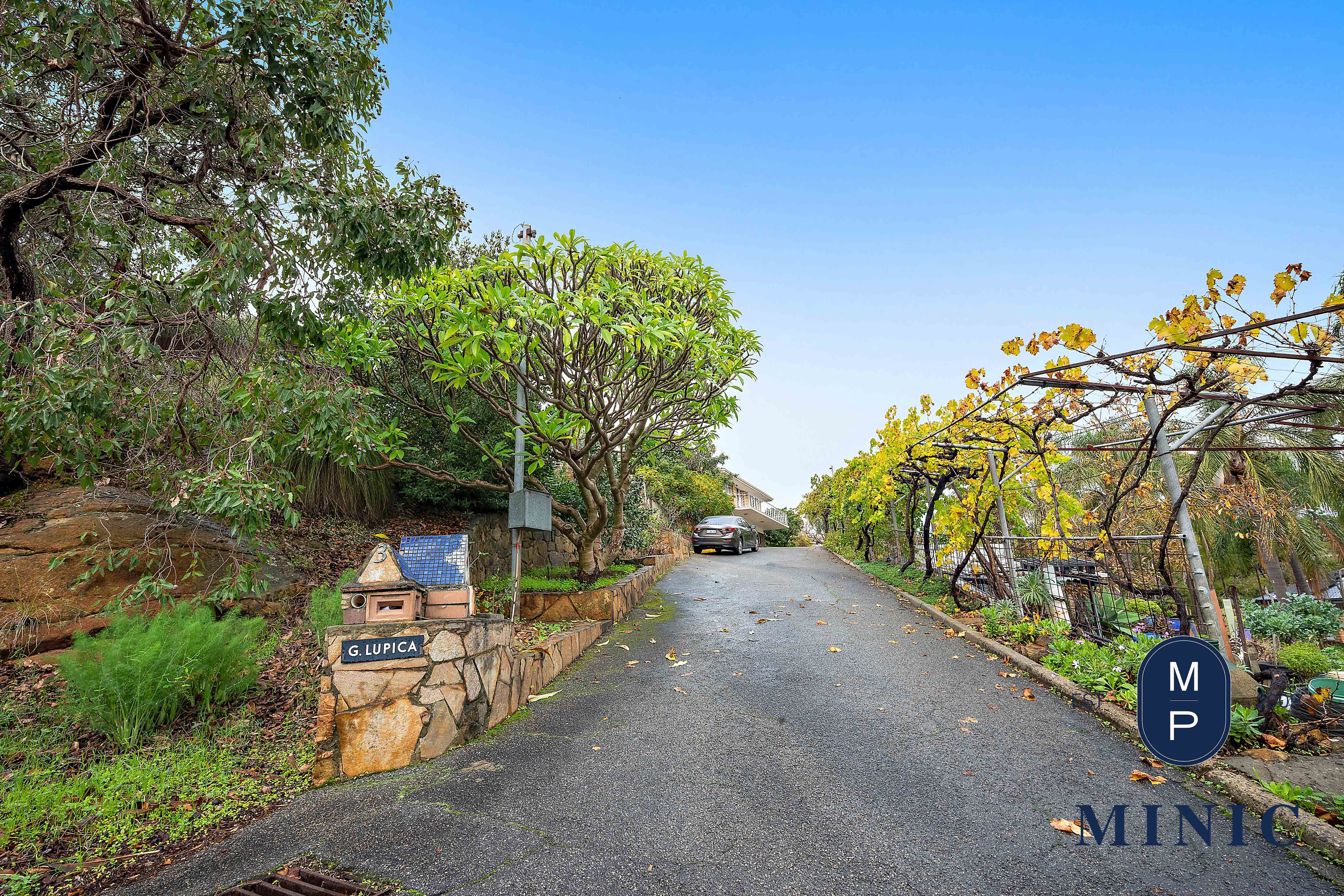 3 Derry Avenue, Mount Nasura