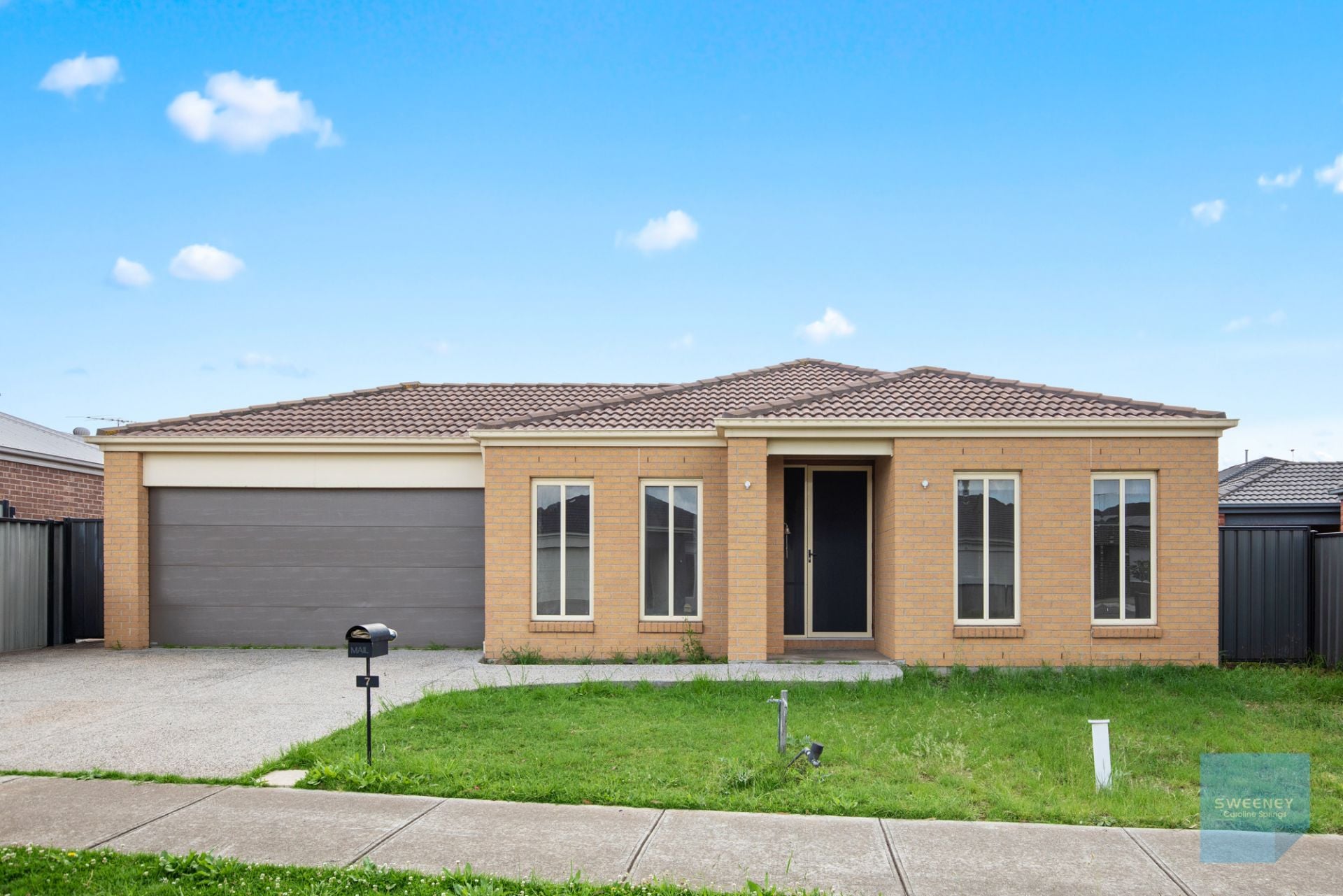 7 Walmer Road, Derrimut - Thumbnail 2