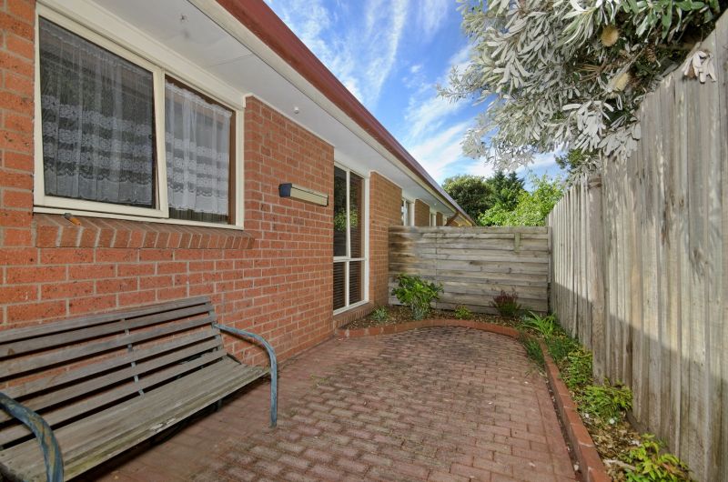 2/10-12 Grandview Parade Barwon Heads VIC, Barwon Heads - Thumbnail 4