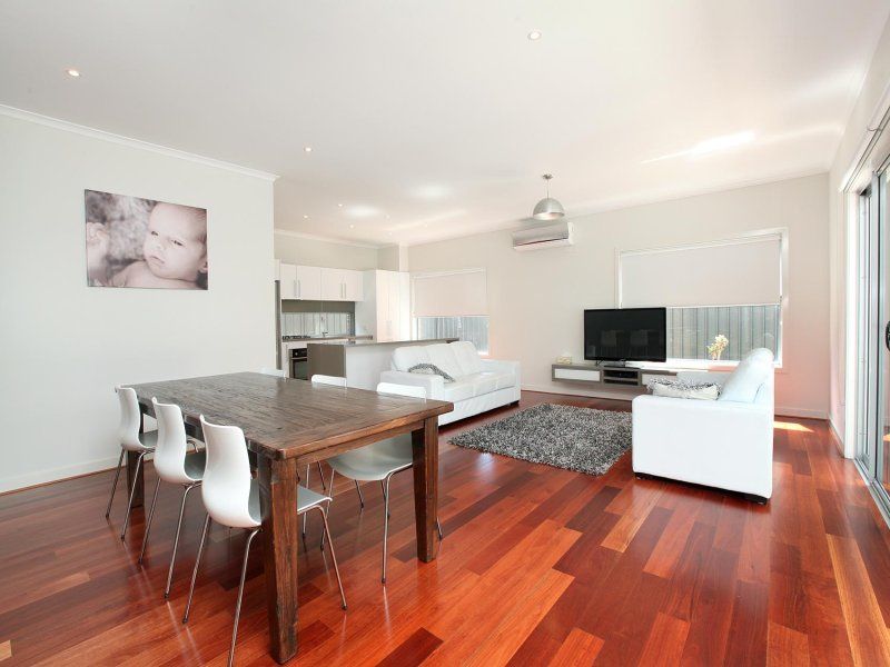 15 Damaine Circuit, Caroline Springs - Thumbnail 6