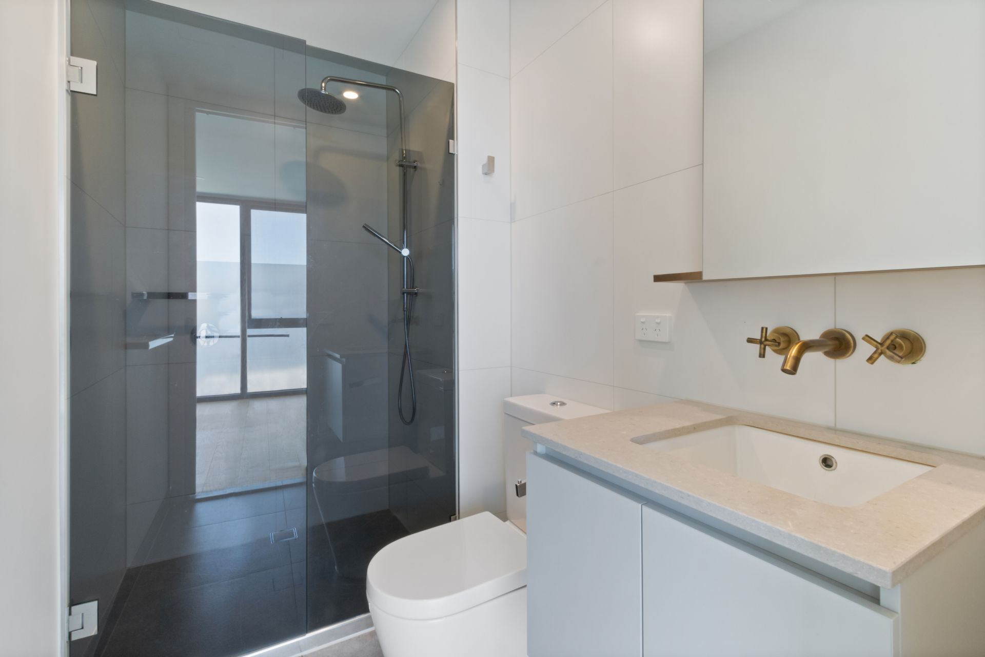 Lux Living in the Heart of Northcote