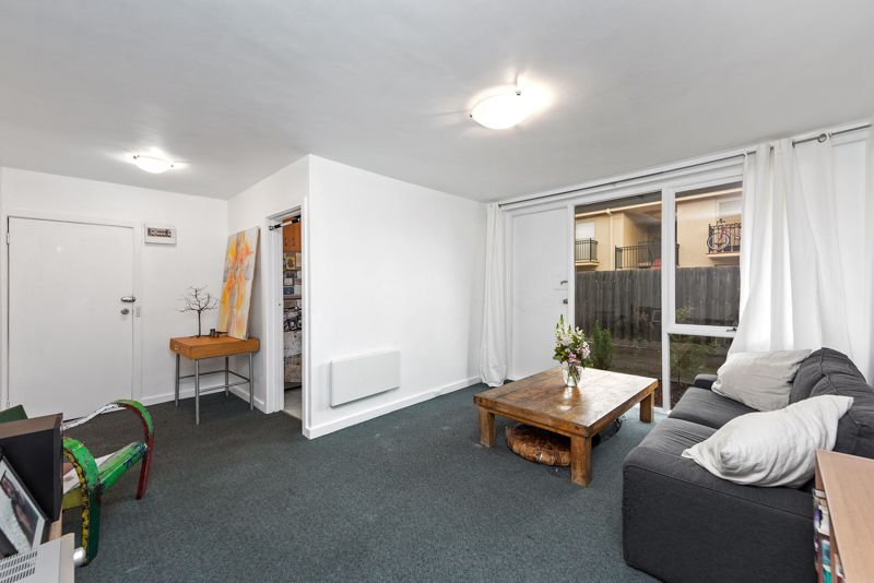 2/3 Gordon Street, Footscray - Thumbnail 6