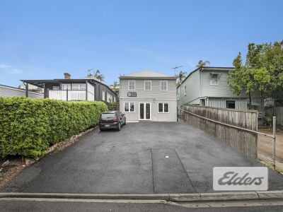 HIGH GRADE REFURBISHED OFFICE WITH 6 CAR PARKS!