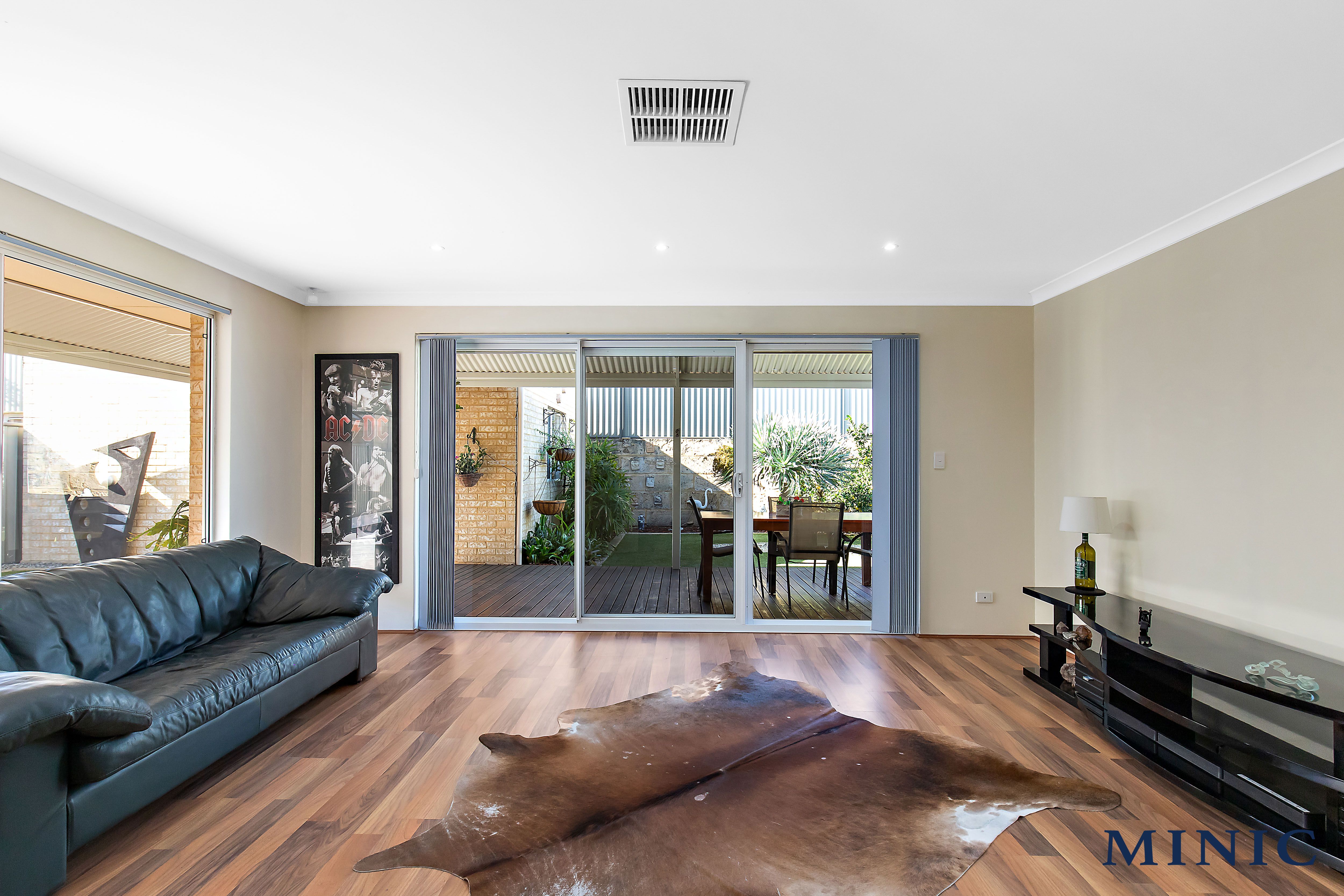 15 Burgess Drive, Byford