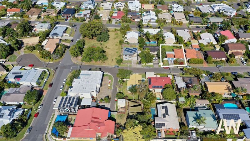 2/9 Tombarra Street Mooloolaba QLD, Mooloolaba - Thumbnail 8