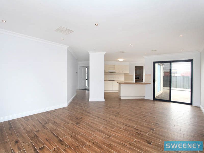 40 Heysen Parkway, Caroline Springs - Thumbnail 5