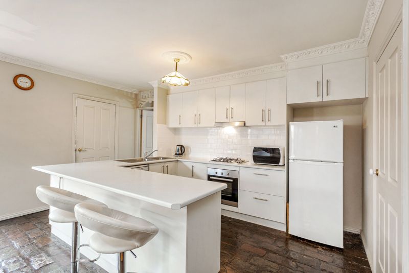 116 Seabrook Blvd, Seabrook - Thumbnail 4