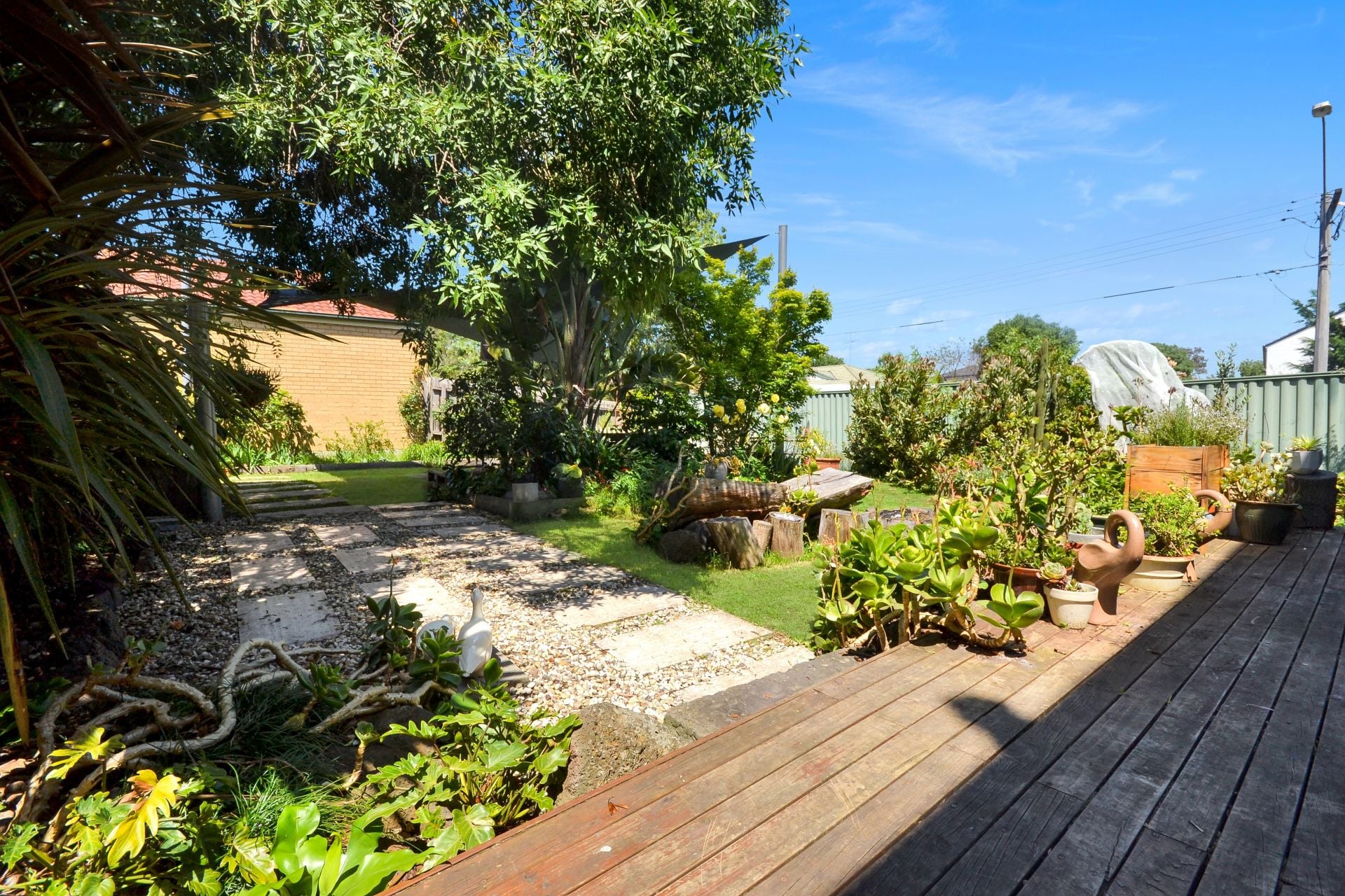 PEACEFUL RETREAT IN HEIDELBERG WEST