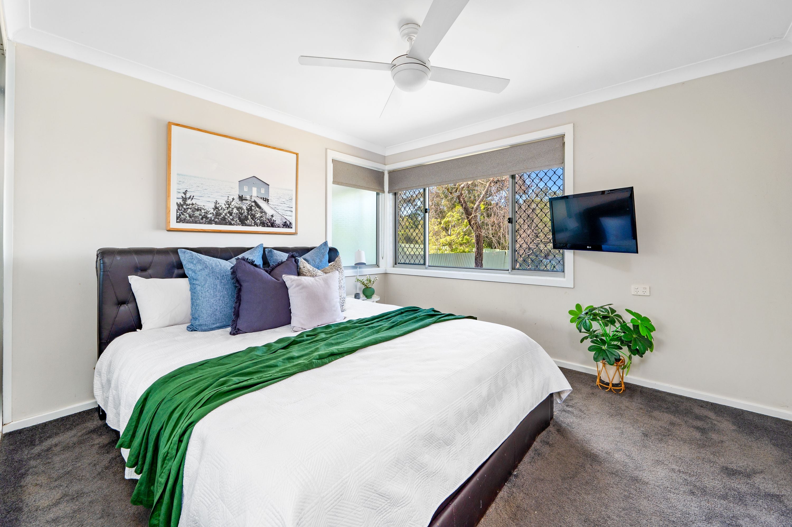 Real Estate For Sale 10 Liguori Court Mayfield , NSW