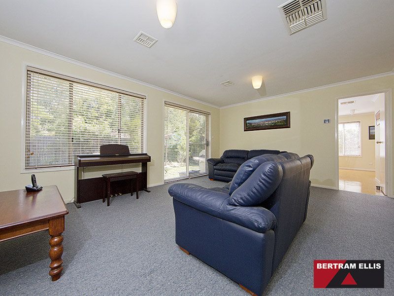 3B Tinaroo Place, Duffy - Thumbnail 3