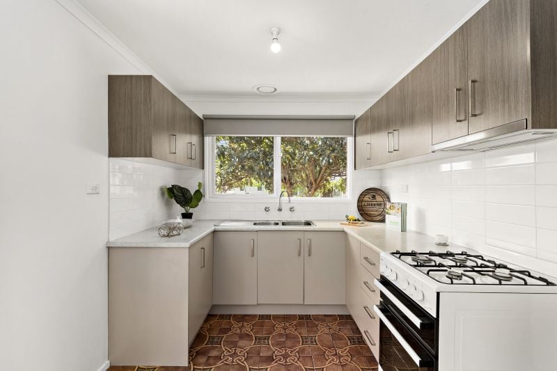 10 Hotham Court, Lalor