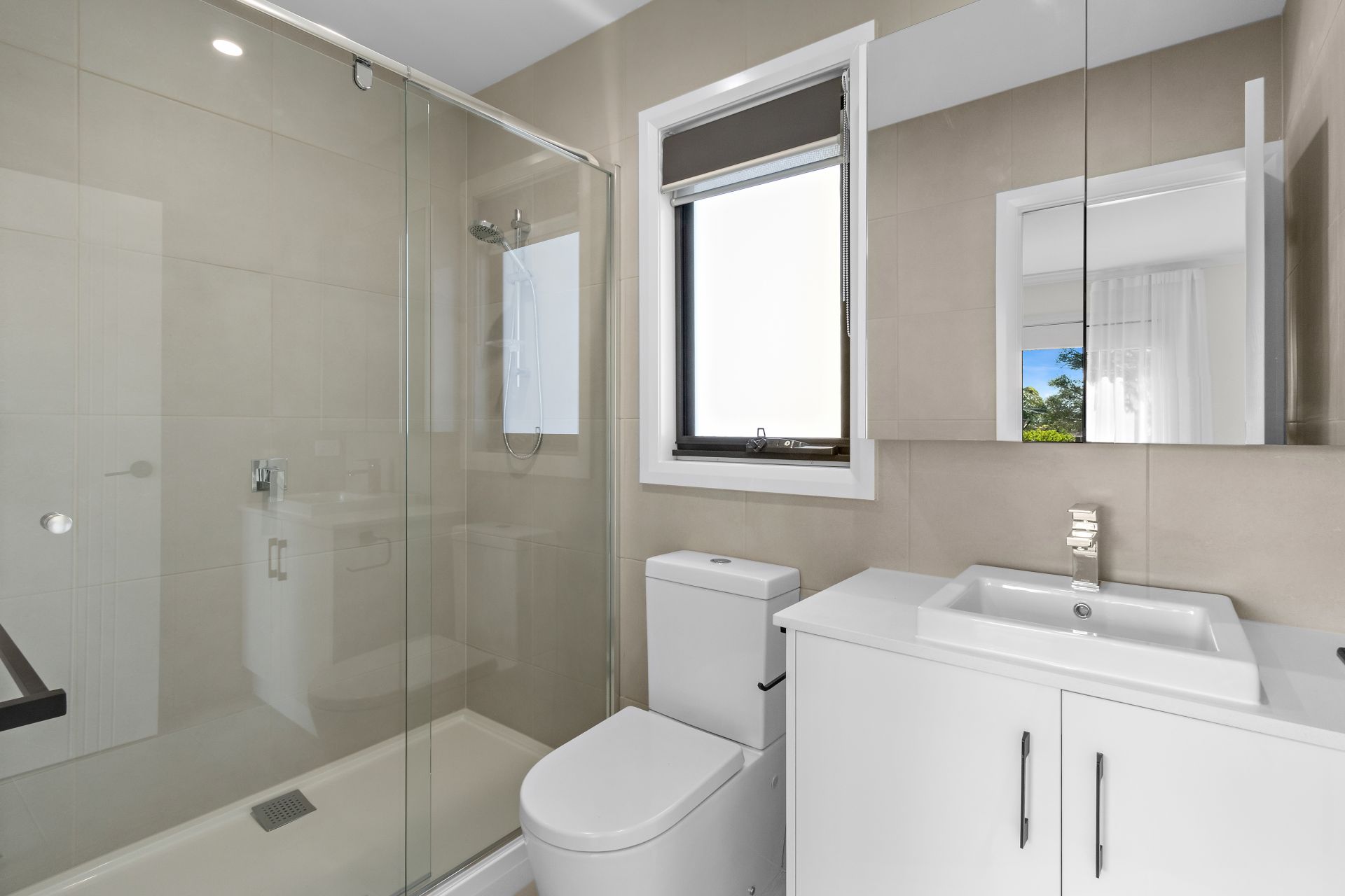BRAND NEW HOME IN THE HEART OF BUNDOORA