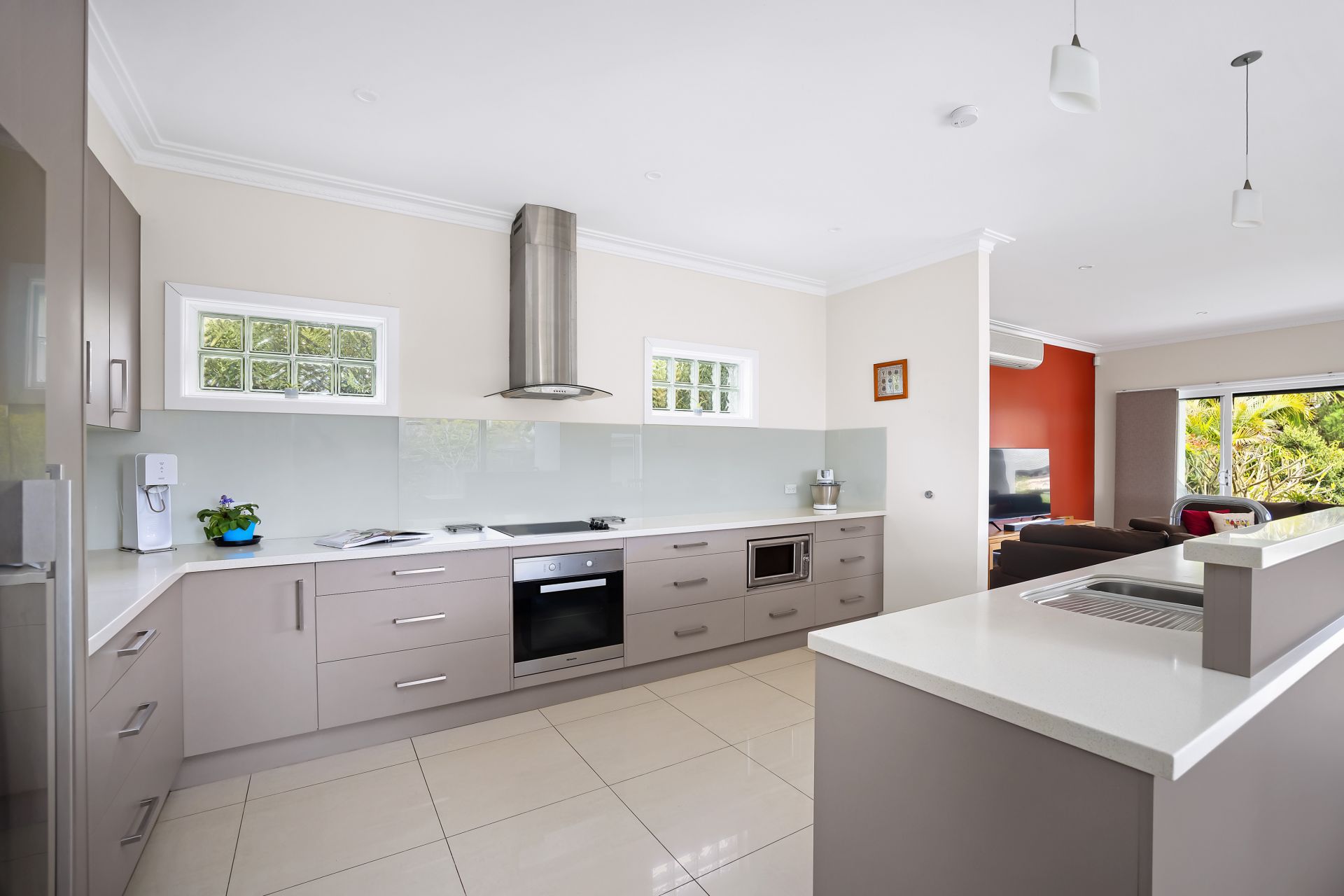 209 President Avenue, Miranda, Miranda - Thumbnail 4