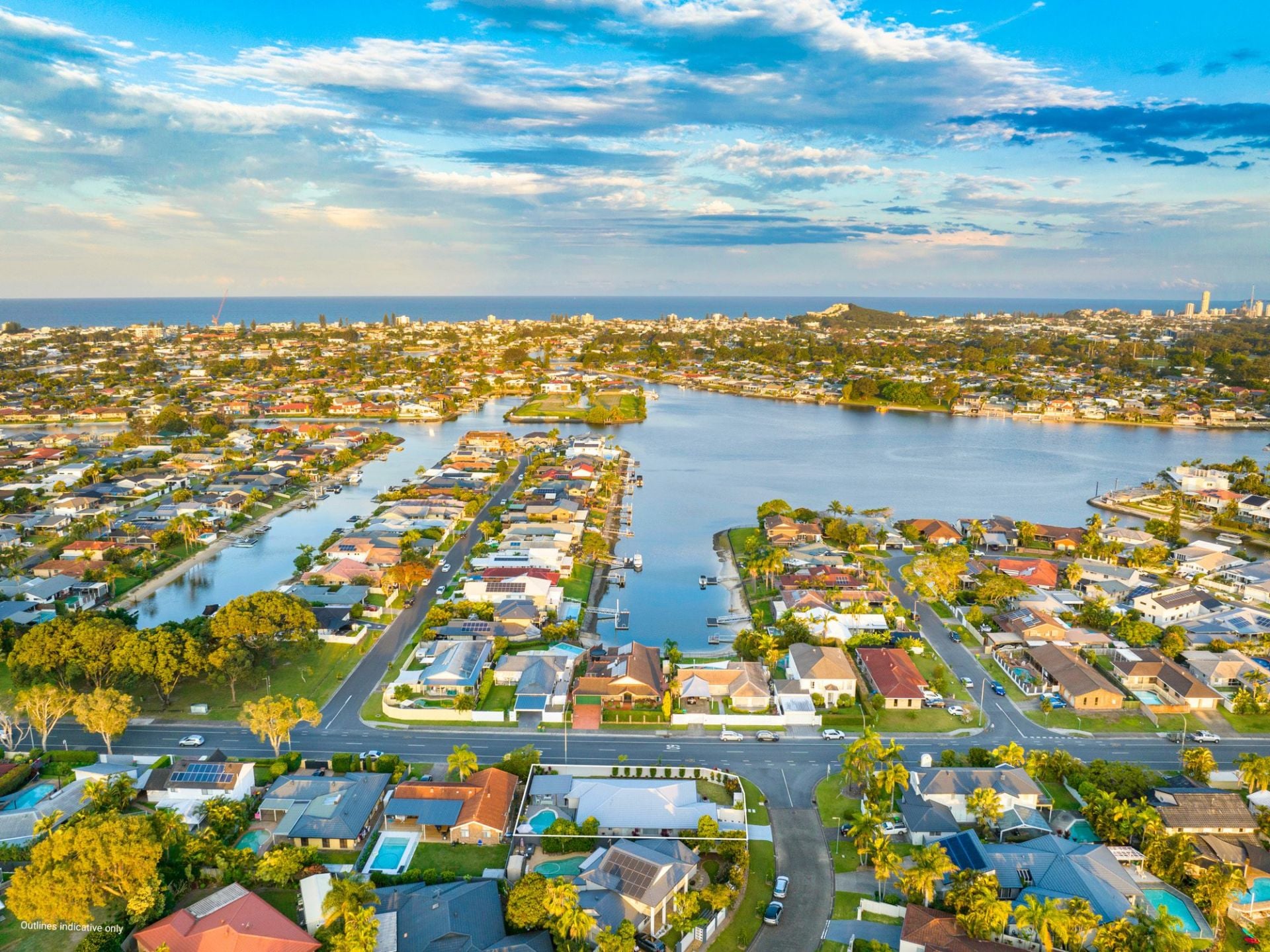 1 Montebello Court, Mermaid Waters - Image 1
