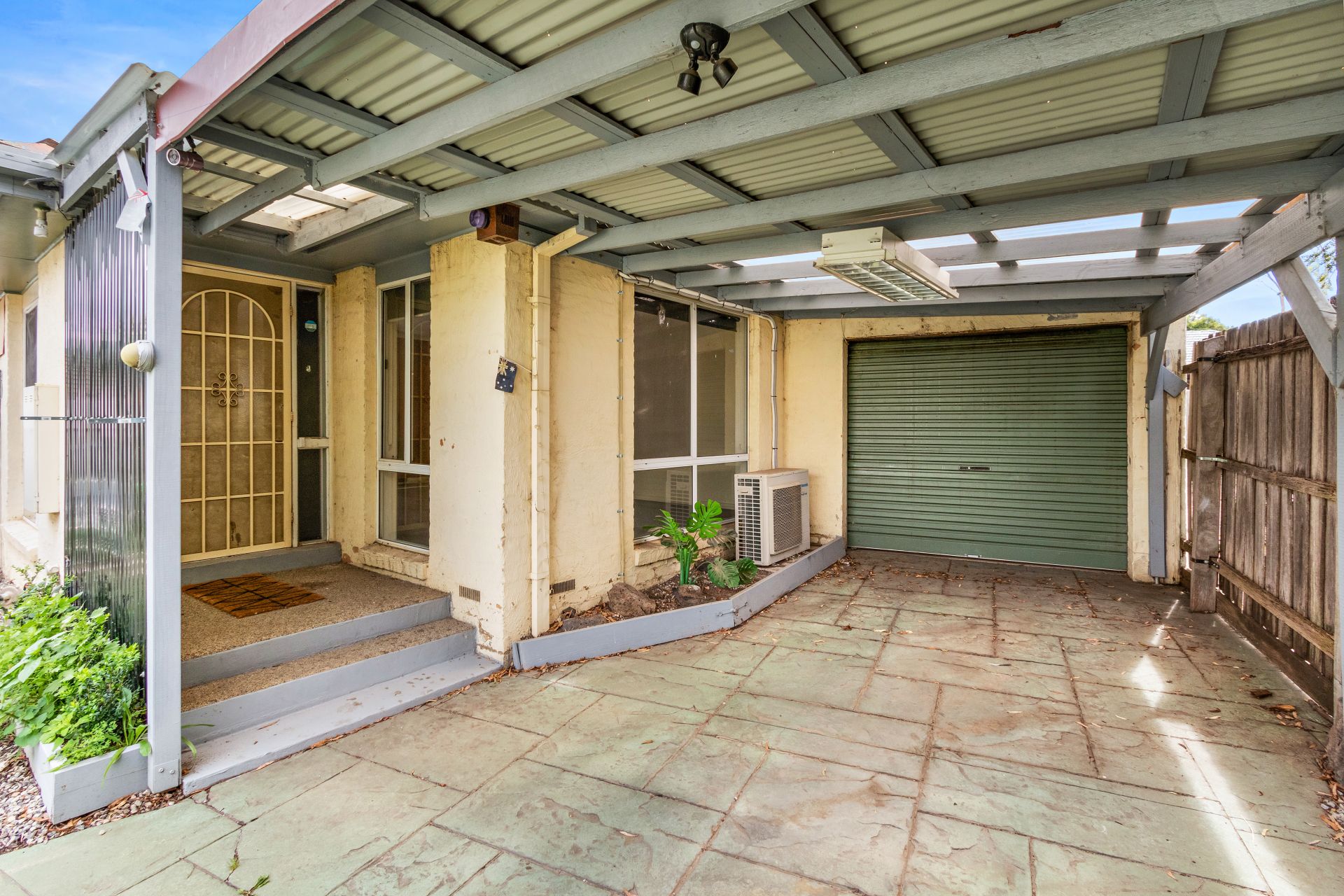 DELIGHTFUL TWO BEDROOM!