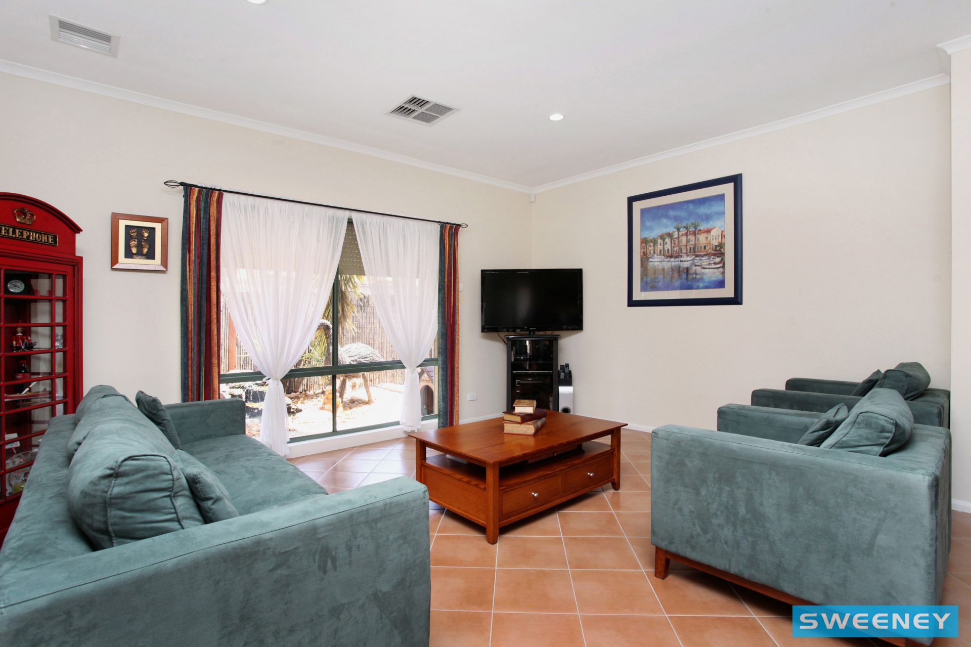 13 Highbury Close, Caroline Springs - Thumbnail 6