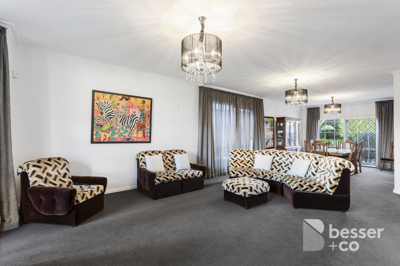 16 Sea View Street, Caulfield South - Thumbnail 5