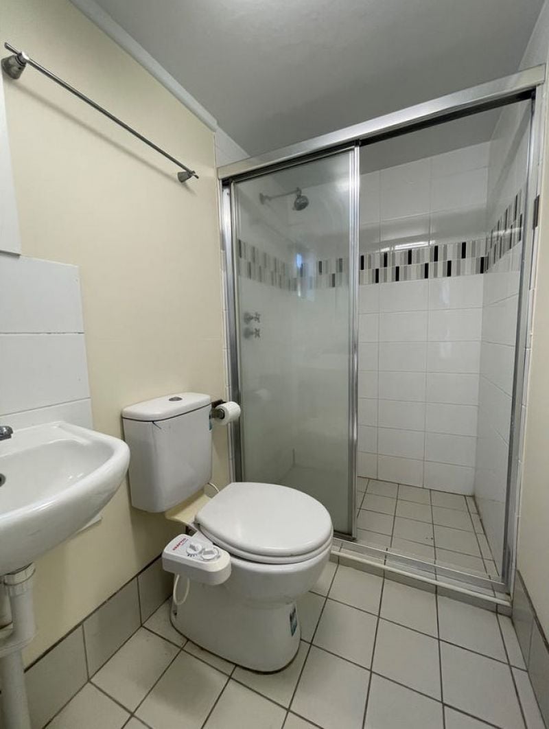 2 Lismore Street, Eastlakes RRE Properties