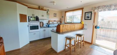 1/10 Bluewater Crescent, Shearwater, Shearwater - Thumbnail 4