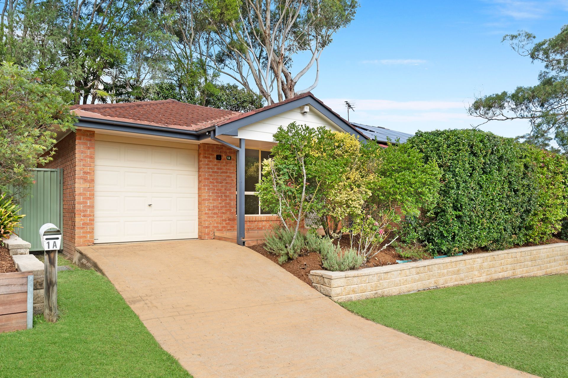1a Rivertop Close, Normanhurst Allen & Sheppard