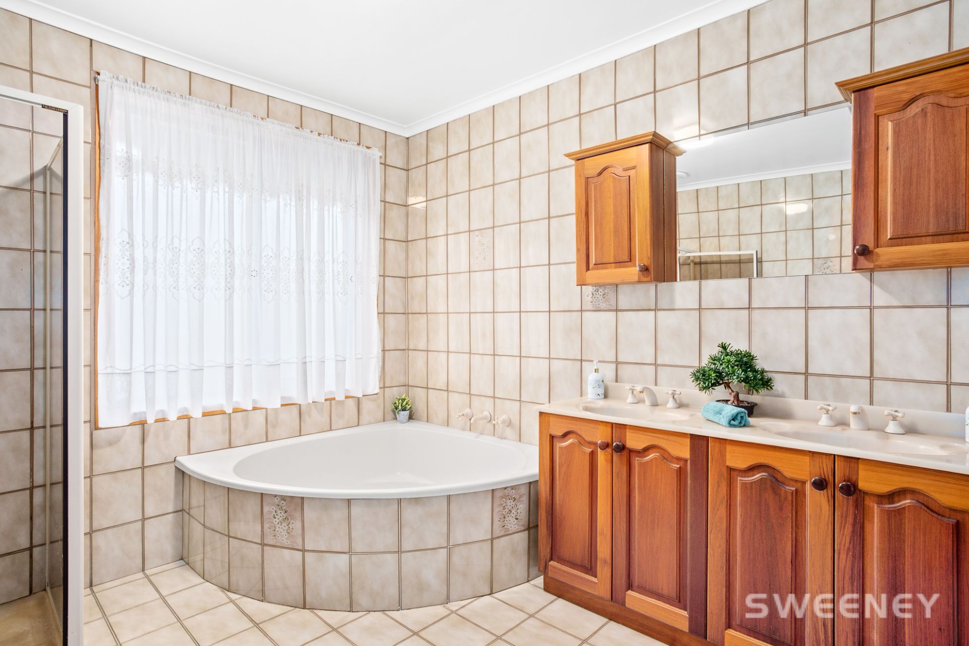 3 Lawrence Court, Altona North - Thumbnail 8