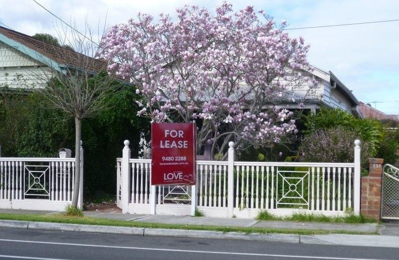 Spacious 2 Bedroom House!
