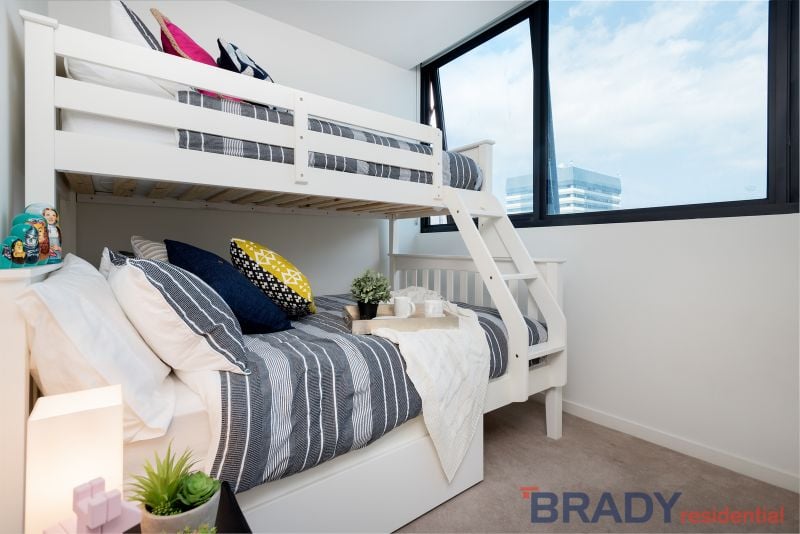 2401/8 Sutherland Street MELBOURNE VIC, Melbourne - Thumbnail 3