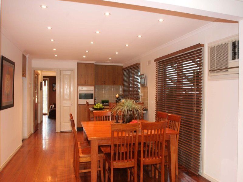 3 Dickenson Street, Altona Meadows - Thumbnail 2